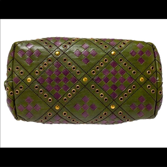 Beautiful Bottega Veneta Grommet bowler green bag… pristine condition 🤩 - Picture 5 of 5